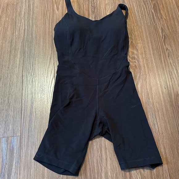COPY - Lululemon align body suit black size 2 like new condition - Picture 2 of 3
